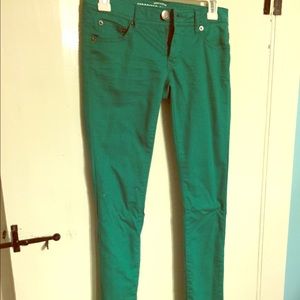 GREEN JEGGINGS/SKINNY JEANS