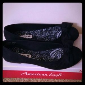 American Eagle navy flats new