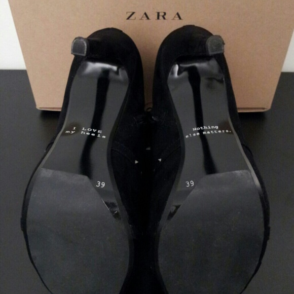 Sold in a bundle - Picture 2 of 4