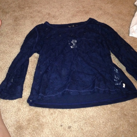 Navy Lace Hollister top