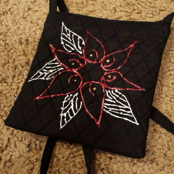 Purses   $20 each - Picture 2 of 3