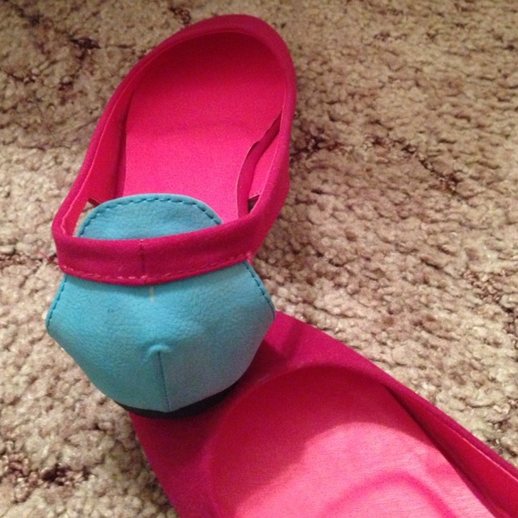 Flats - Picture 3 of 3