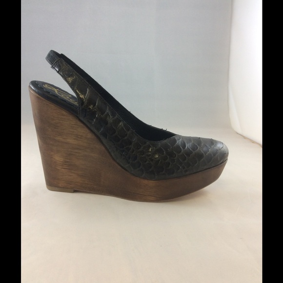 Leather shoes