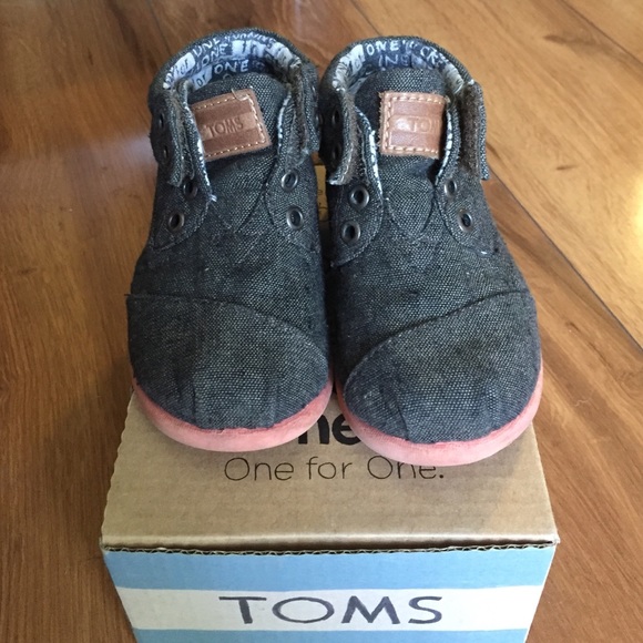 Baby Shoes - TOMS