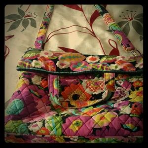 Vera Bradley purse!  Near perfect condition.  Worn