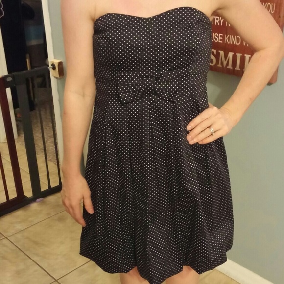 Dresses & Skirts - B&W polka dot dress