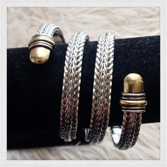 FASHIONABLE BANGLE