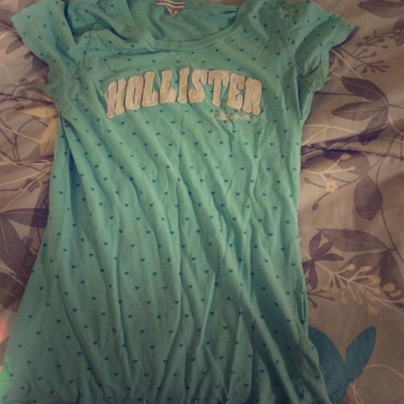 Short sleeve Hollister shirt