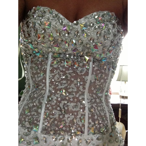 Jasz couture white jeweled prom dress - Picture 4 of 4