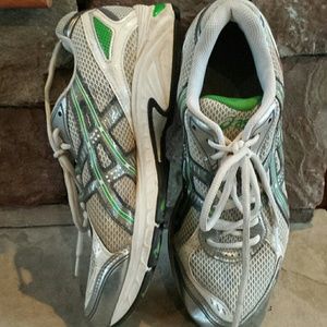 Asics womens tennis shoes