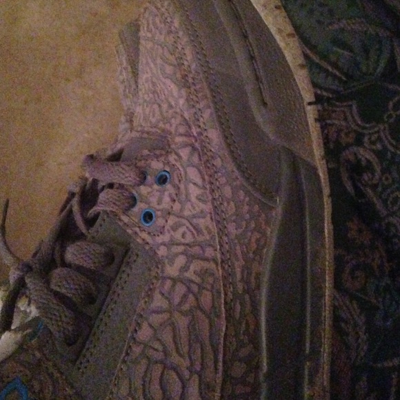 Flip 3's Jordans - Picture 2 of 2