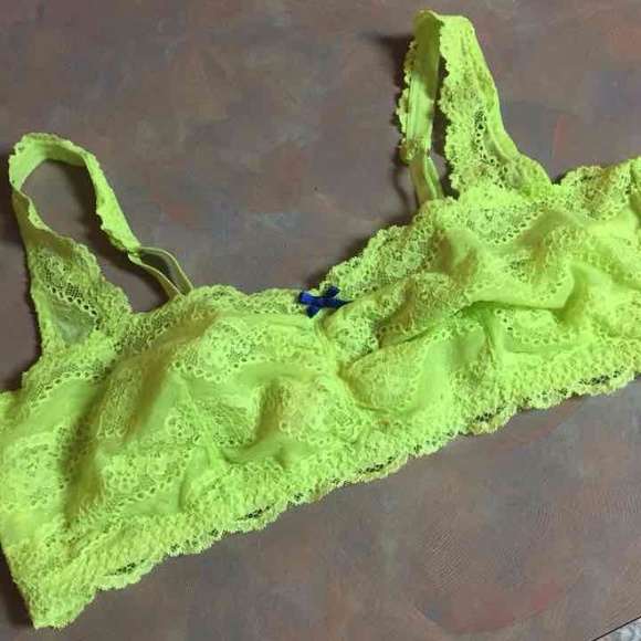 NWT! VS Bralette (SM)
