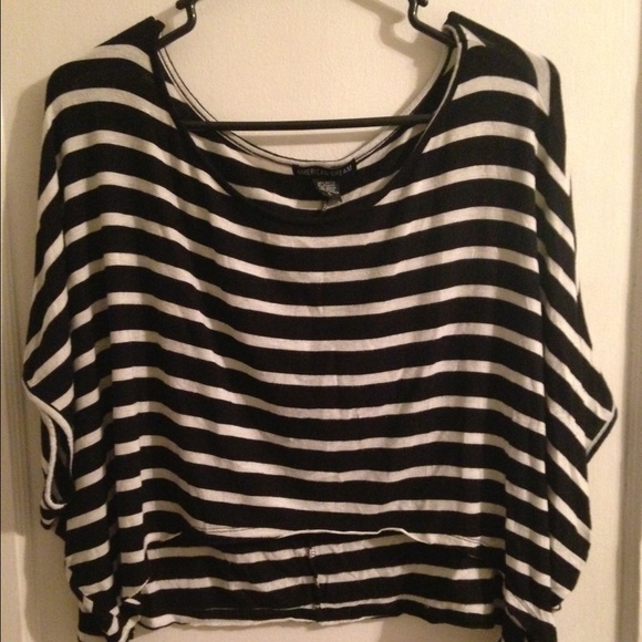 Black and white striped shirt - Picture 3 of 4