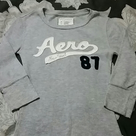 Bundle 3/4 sleeve medium light gray shirt - Picture 2 of 3