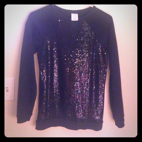 Black sequined sweater!!