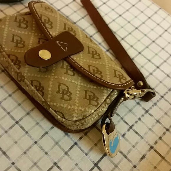 Dooney and Burke Wristlet - Picture 3 of 4