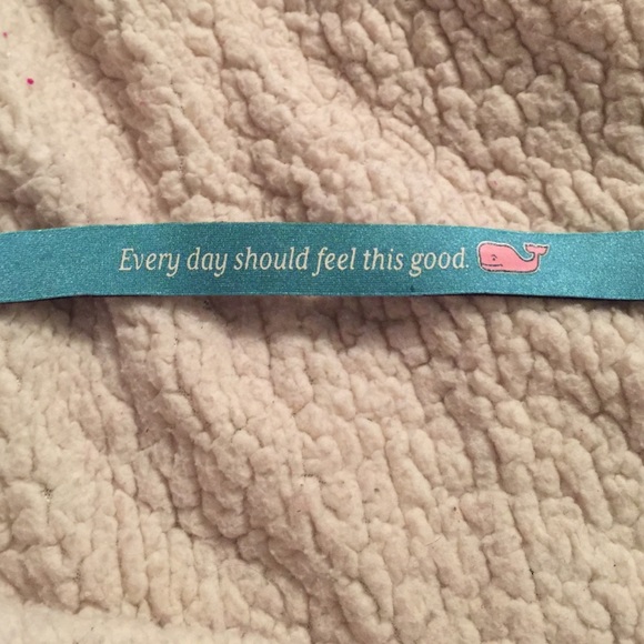 vineyard vines croakies