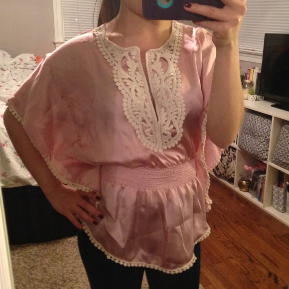 Pink top - Picture 2 of 2