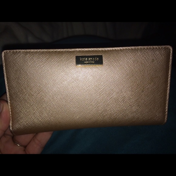 kate spade Accessories - Kate Spade Glitterbug Stacy in Rose Gold