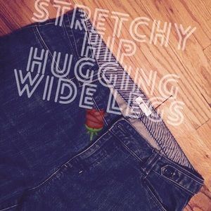 Stretchy Hip Hugging Wide Leg Jeans