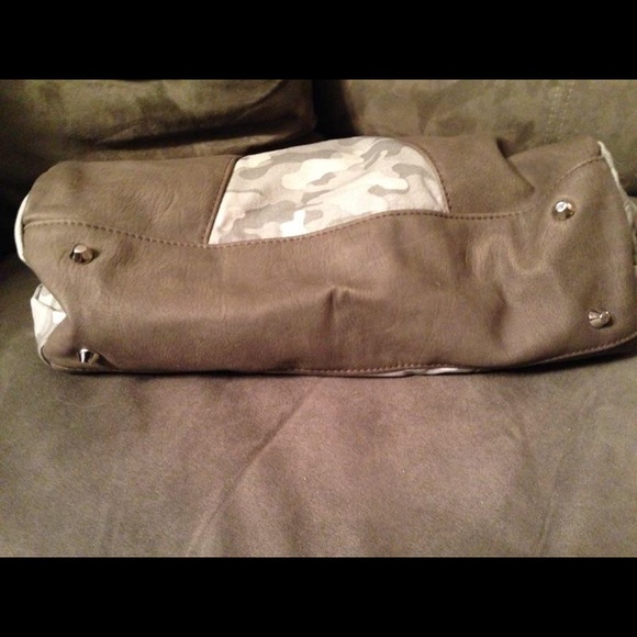 Miche Shell ✨NEW✨ - Picture 2 of 4