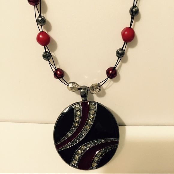 Necklace & Earring Set - Picture 3 of 4