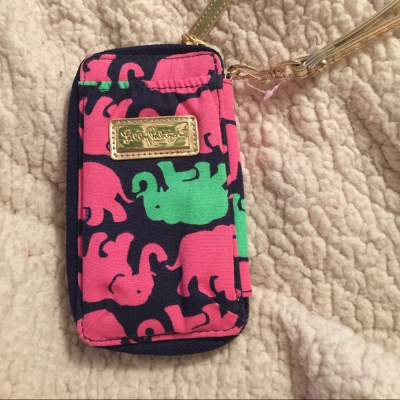 Lily pulizter tusk in sun wristlet