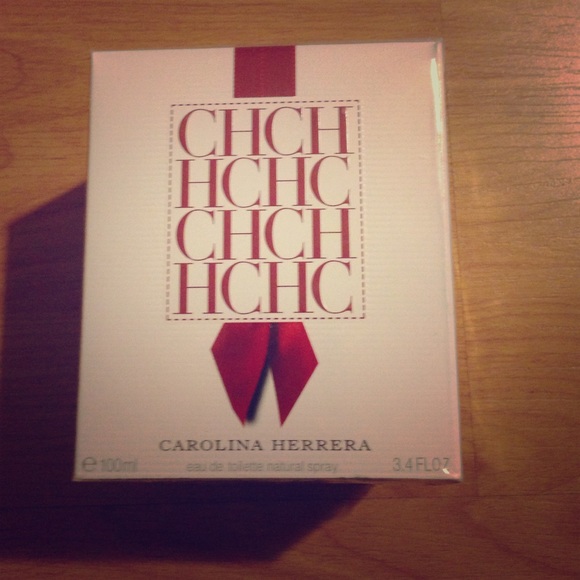 Carolina Herrera Perfume 3.4FLOZ