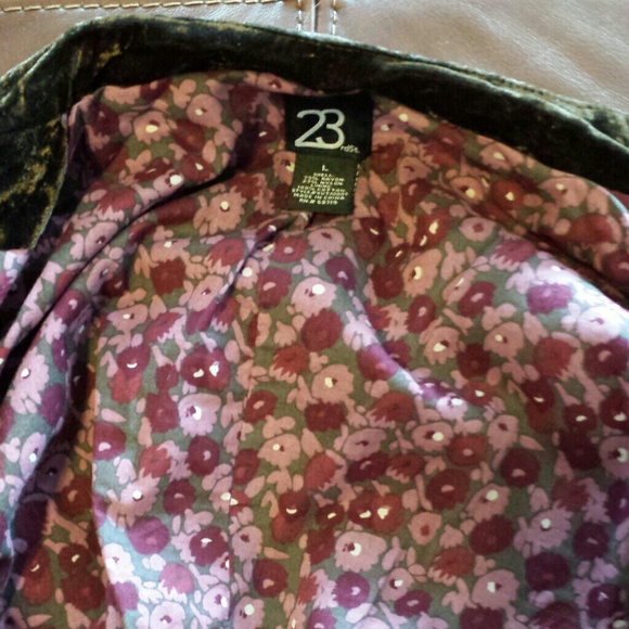 Blazer/Jacket - Picture 2 of 3