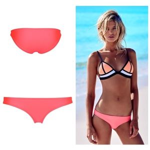 ✨triangl swim suit bottom✨