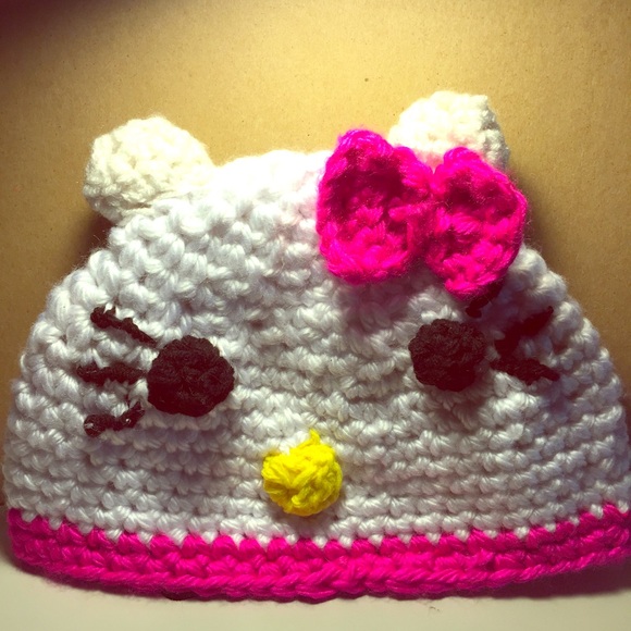 HELLO KITTY HAT