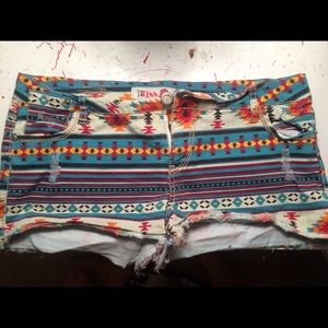 TRIBAL SHORTS! 💥