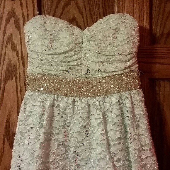 Mint dress! - Picture 2 of 3