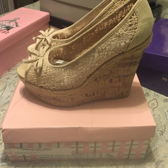 Tan wedges