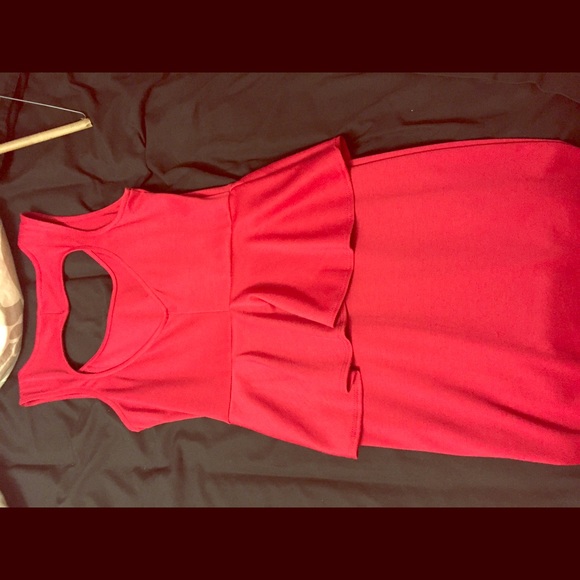 Formal Red Dress: TRADE OR SELL