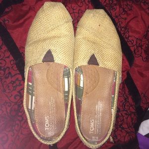 Burlap toms