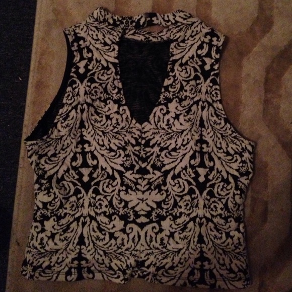 Tank - Picture 2 of 3