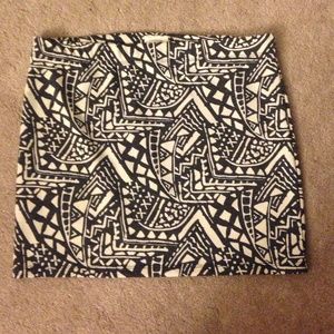 Patterned pencil skirt