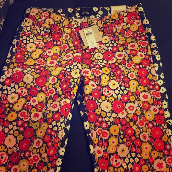 SOLD Kate Spade Saturday Contrast Floral Skinny - Picture 1 of 3