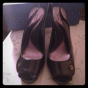 Simply Vera Vera Wang black peep toe heels
