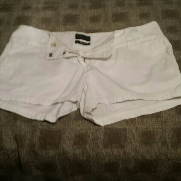 The limited white shorts