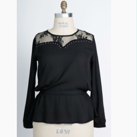 Black lace Top