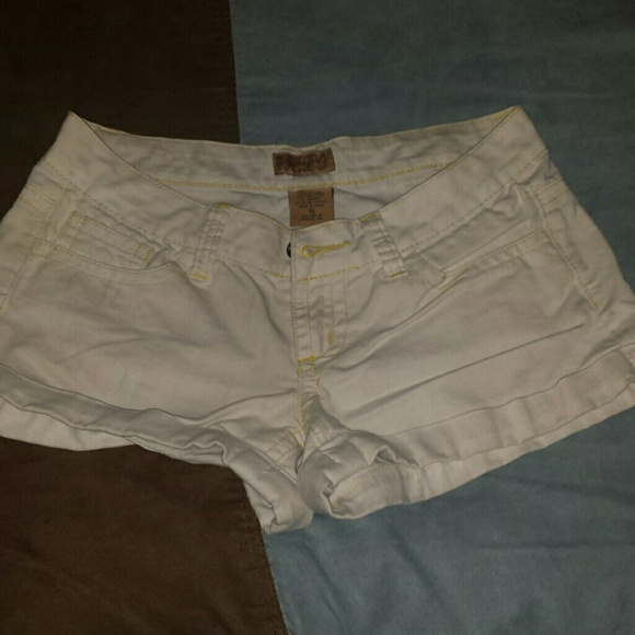 White spacegirlz shorts