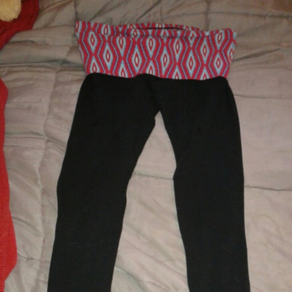 Skinny yoga pants