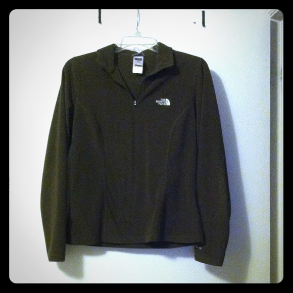 Brown The North Face pullover