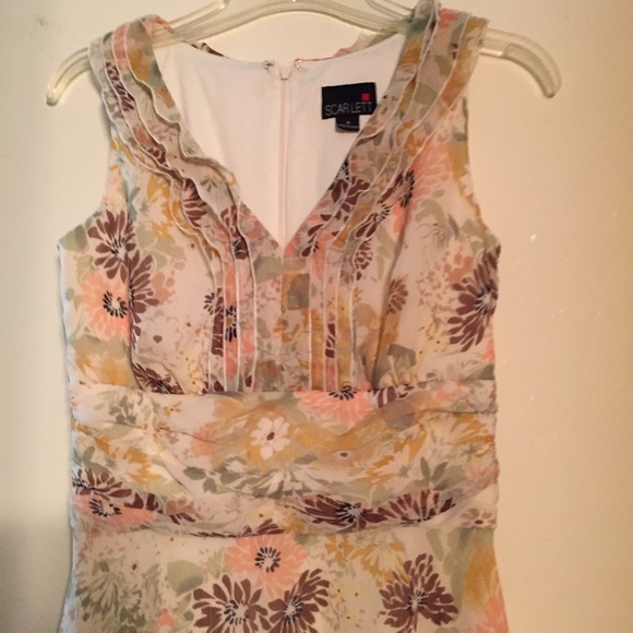 DONATED - Beautiful Summer Dress - Picture 2 of 4