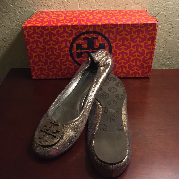 💥SOLD💥 Authentic Tory Burch Flats🌺 - Picture 2 of 4