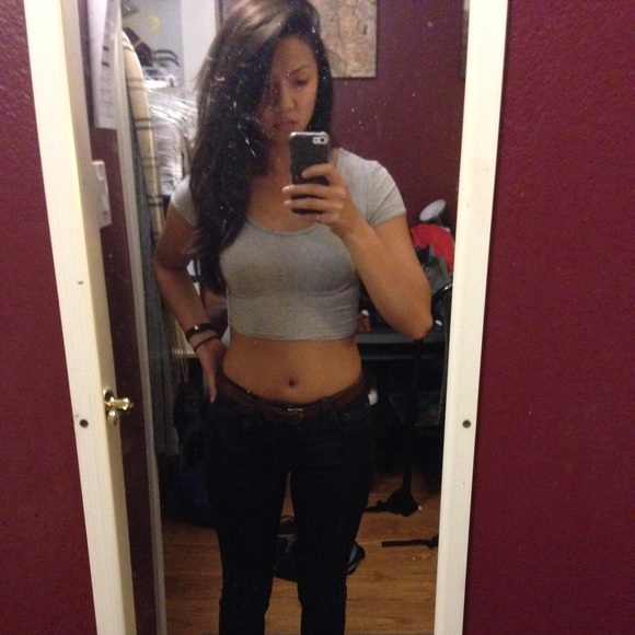 Gray crop top small