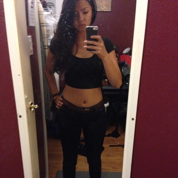 Black crop top small