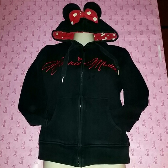 Minnie mouse ear polkadot hoodie, brown boots, bur